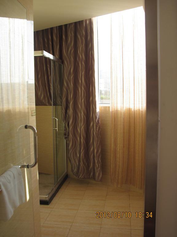 318 Express Motel Xichang Екстер'єр фото