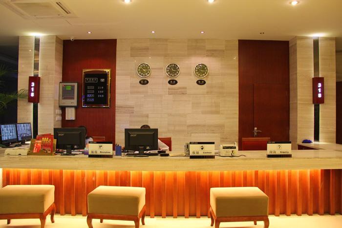 318 Express Motel Xichang Екстер'єр фото