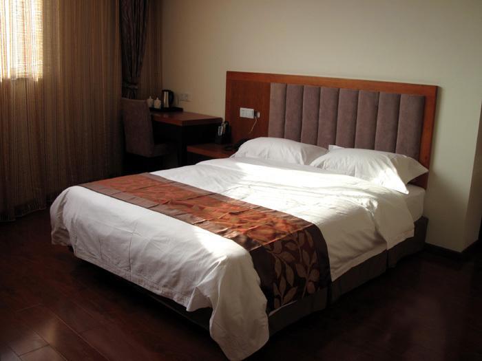 318 Express Motel Xichang Екстер'єр фото